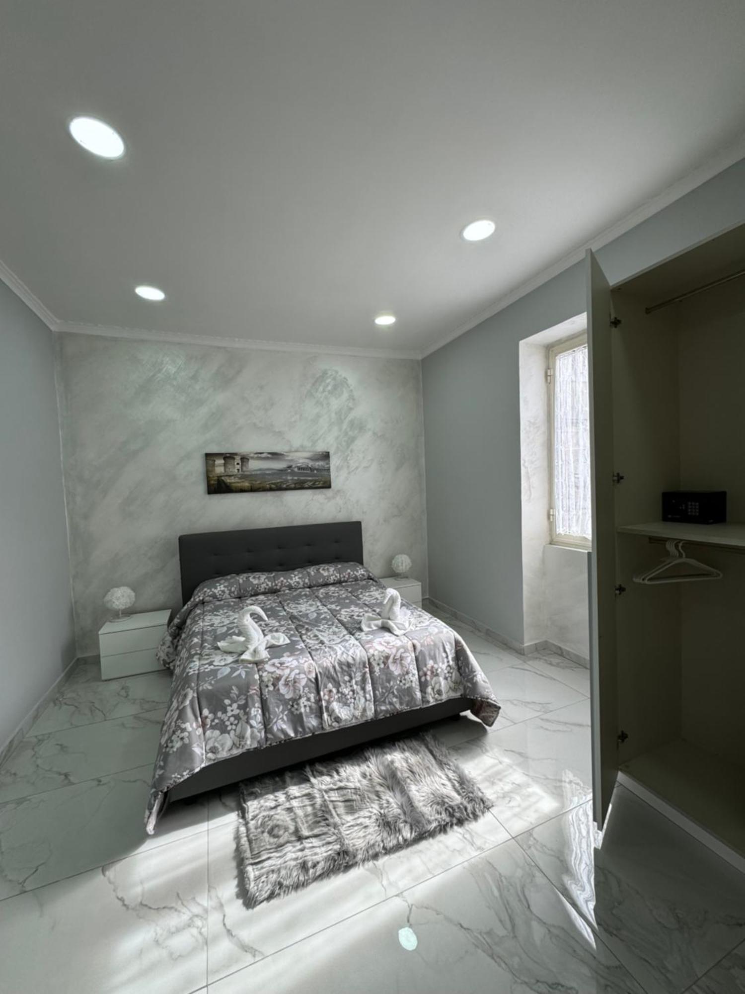 Vesuvius House Apartment Наполи Екстериор снимка